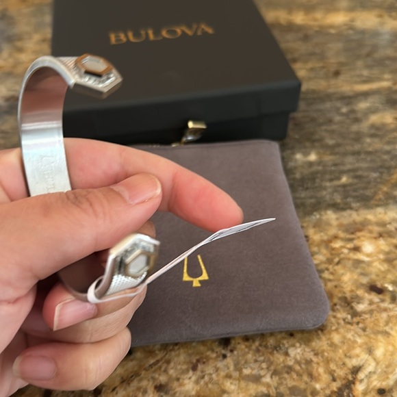 NWT Bulova silver cuff bracelets - Picture 2 of 4